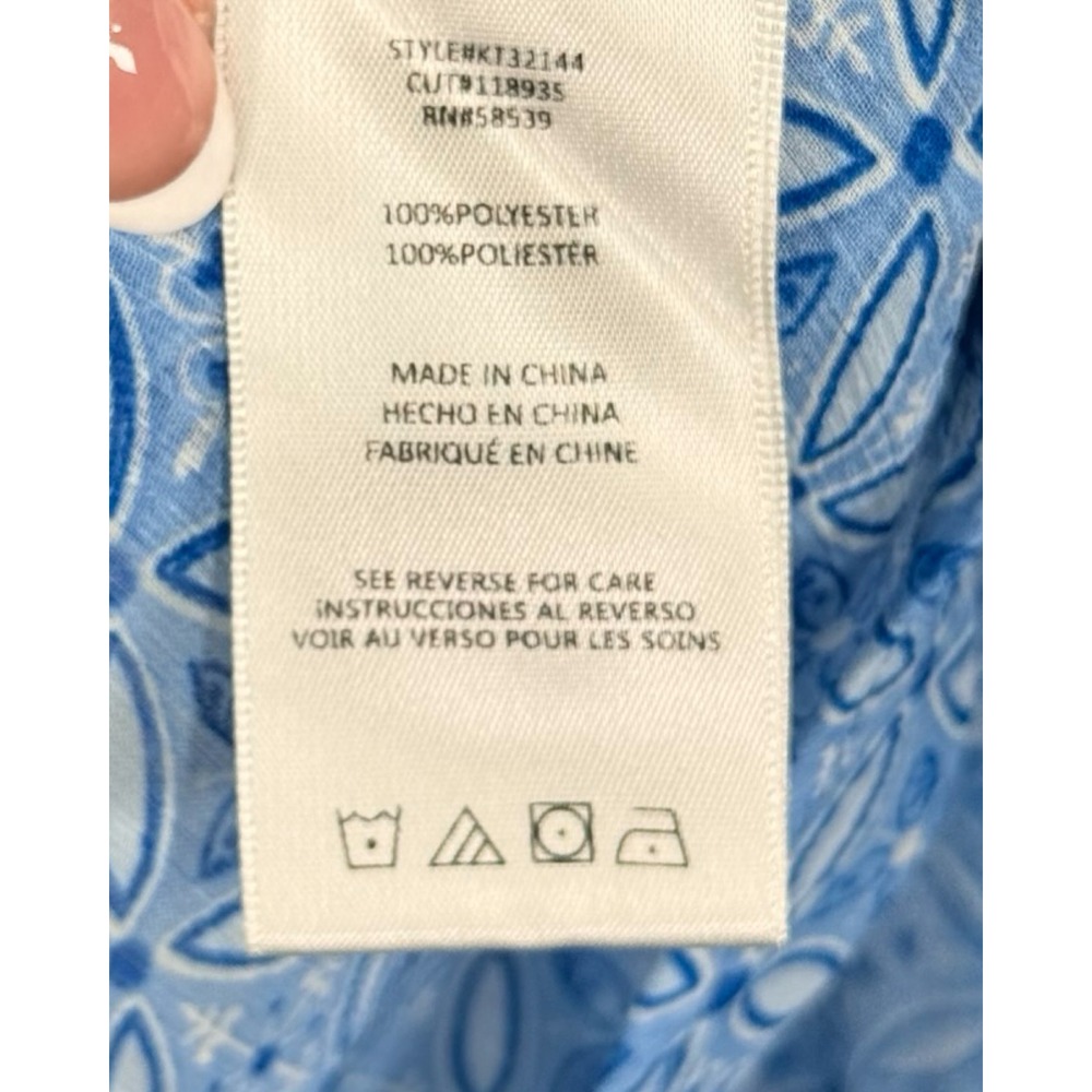 KUT from the Kloth Blue White Geometric Tile Print Roll Tab Blouse KT32144 Small - Picture 4 of 4
